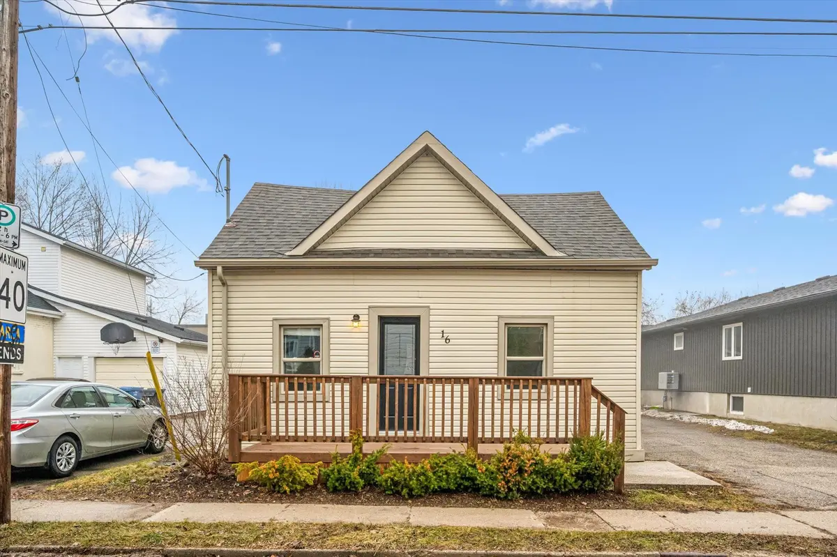 16 Hooper ST, Guelph, ON N1E 5W5