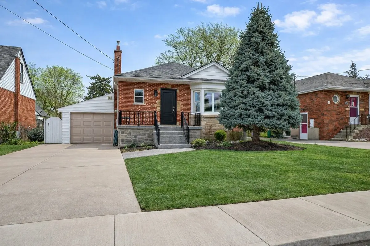 237 East 32nd ST, Hamilton, ON L8V 3S3