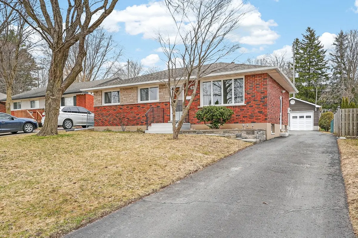 42 Princess Park RD, Ingersoll, ON N5C 1X8