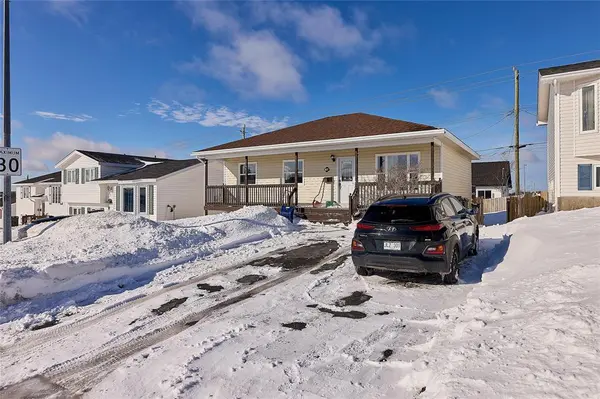 67 Frontenac Avenue, Mount Pearl, NL A1N4Z4