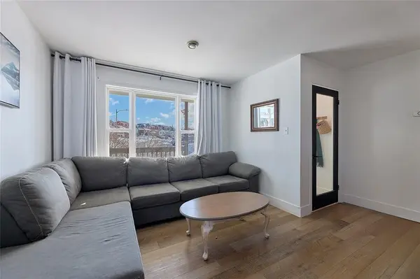 67 Frontenac Avenue, Mount Pearl, NL A1N4Z4