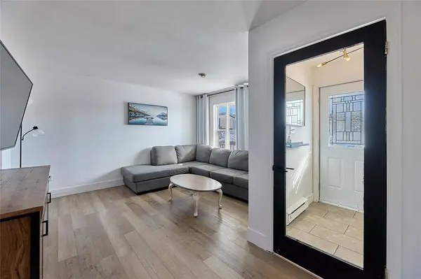 67 Frontenac Avenue, Mount Pearl, NL A1N4Z4