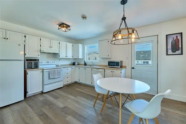 67 Frontenac Avenue, Mount Pearl, NL A1N4Z4