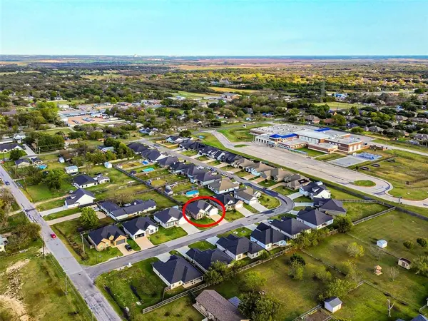 408 Daisy Lane, Robinson, TX 76706