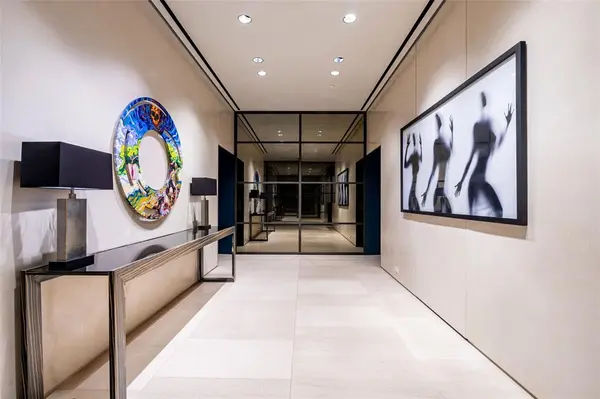 2430 Victory Park Lane #3001, Dallas, TX 75219