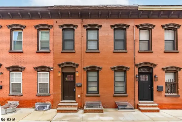 16 Eagle St, Newark City, NJ 07102