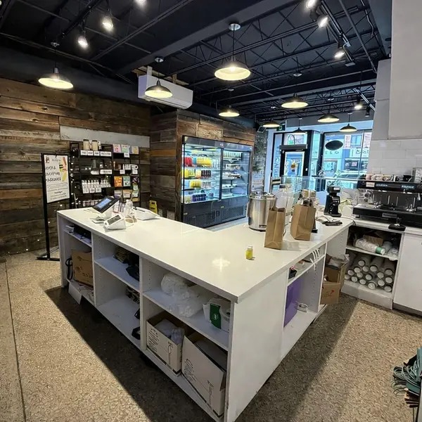 2631 Yonge ST, Toronto C10, ON M4P 2J6