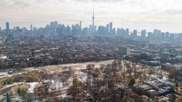 38 Bellwoods AVE, Toronto C01, ON M6J 2P4