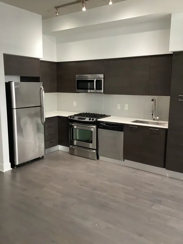 399 Adelaide ST #418, Toronto C01, ON M5V 1S1