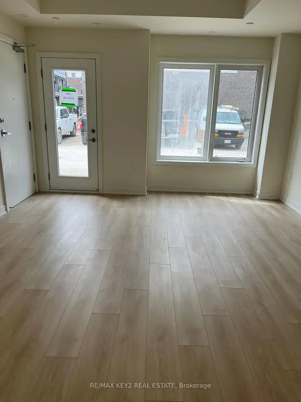 1695 Dersan ST #230, Pickering, ON L1X 0S9