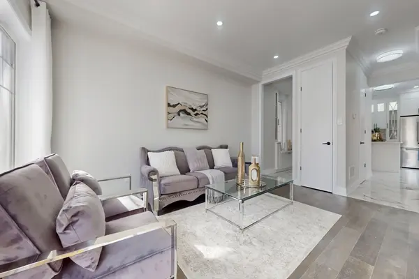 1741 Fairport RD #7, Pickering, ON L1V 1S9