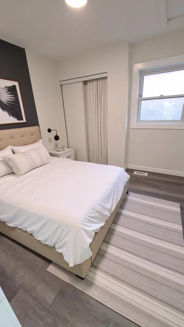 31 Torrens AVE, Toronto E03, ON M4K 2H9