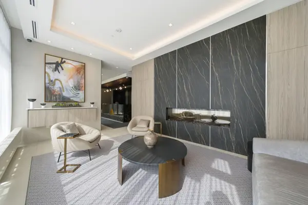 1614 Charles ST #334, Whitby, ON L1N 1B9