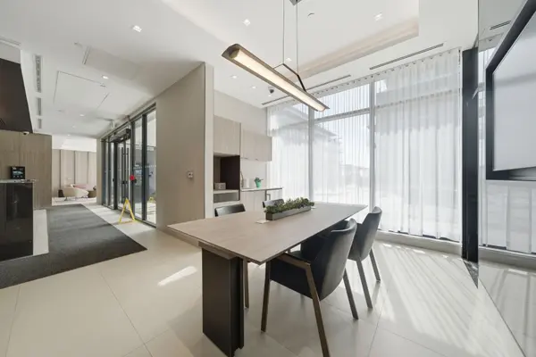 1614 Charles ST #334, Whitby, ON L1N 1B9