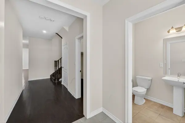 355 Danny Wheeler BLVD, Georgina, ON L4P 3C8