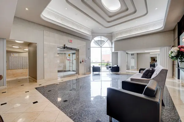 9015 Leslie ST #910, Richmond Hill, ON L4B 4J8