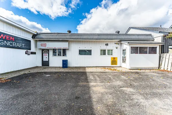 48 Ellen ST #2, Barrie, ON L4N 3A4