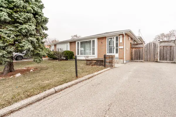13 Cathcart CRES, Brampton, ON L6T 2A4