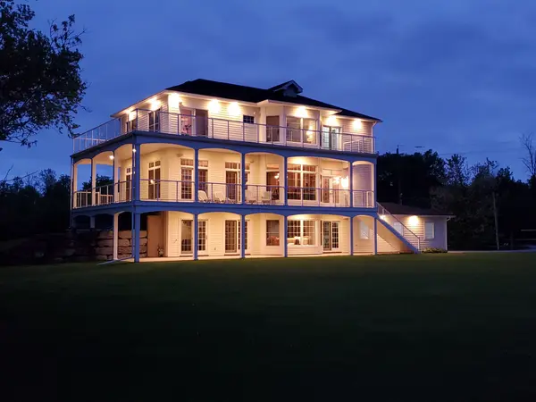 4069 Niagara River Pkwy, Fort Erie, ON L0S 1S0