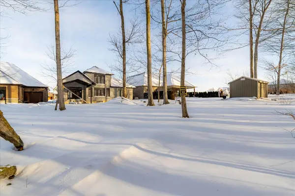 49 Sunview DR, Norwich, ON N0J 1P0