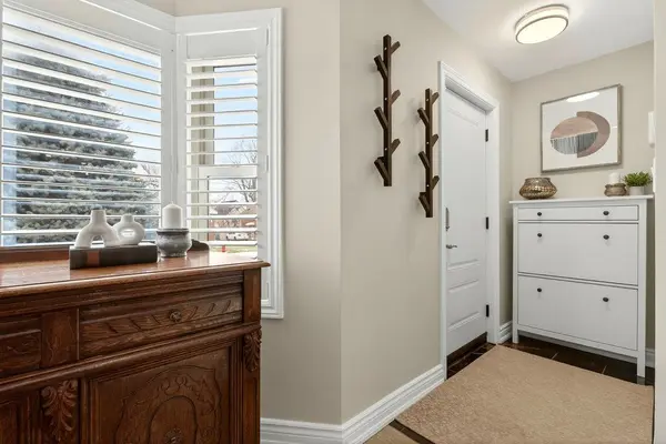 237 East 32nd ST, Hamilton, ON L8V 3S3