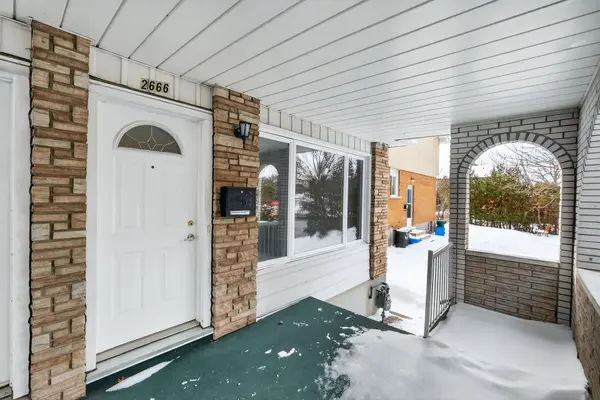 2666 Regina ST, Britannia - Lincoln Heights And Area, ON K2B 6X8