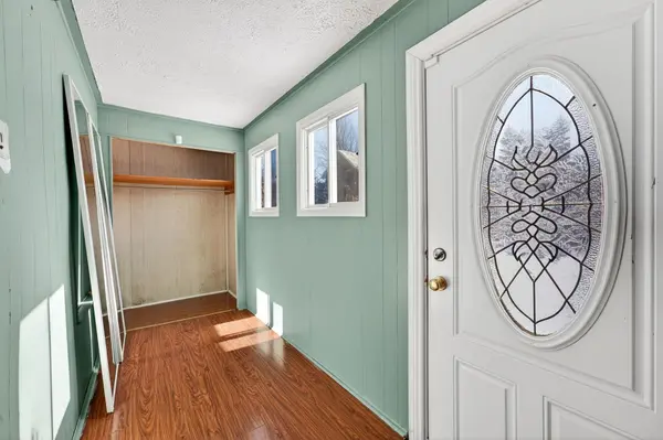 176 Garden ST, Gananoque, ON K7G 1H9