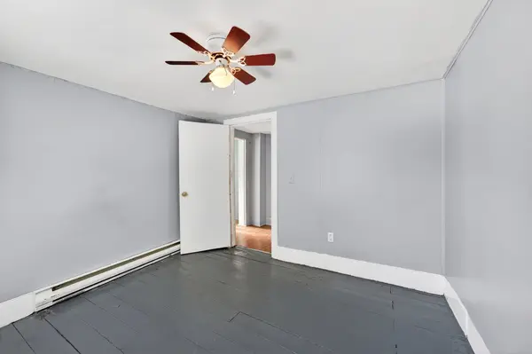 176 Garden ST, Gananoque, ON K7G 1H9