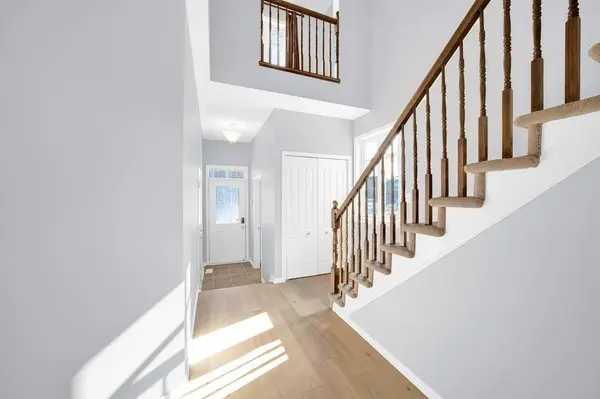 294 Badgeley AVE, Kanata, ON K2T 0A7