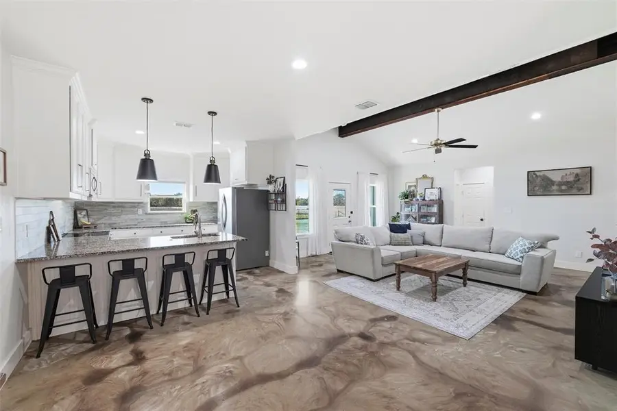 405 Advance Road, Weatherford, TX 76088