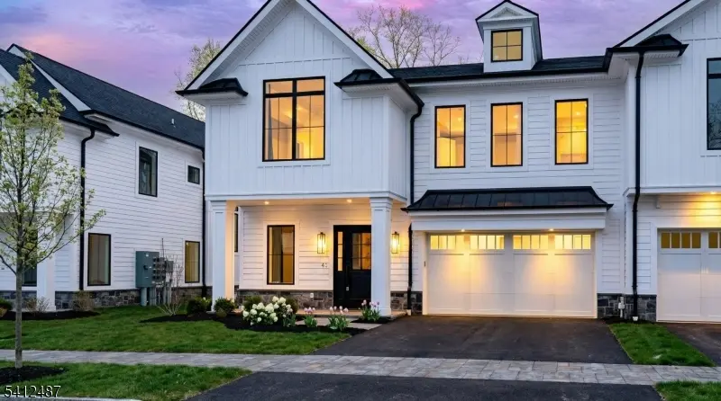 16-18 Paris Ave #14, Rockleigh Boro, NJ 07647