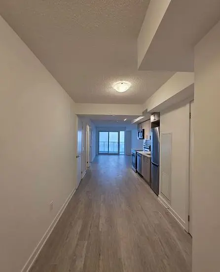 1010 Sandy Beach RD #609, Pickering, ON L1W 0C7