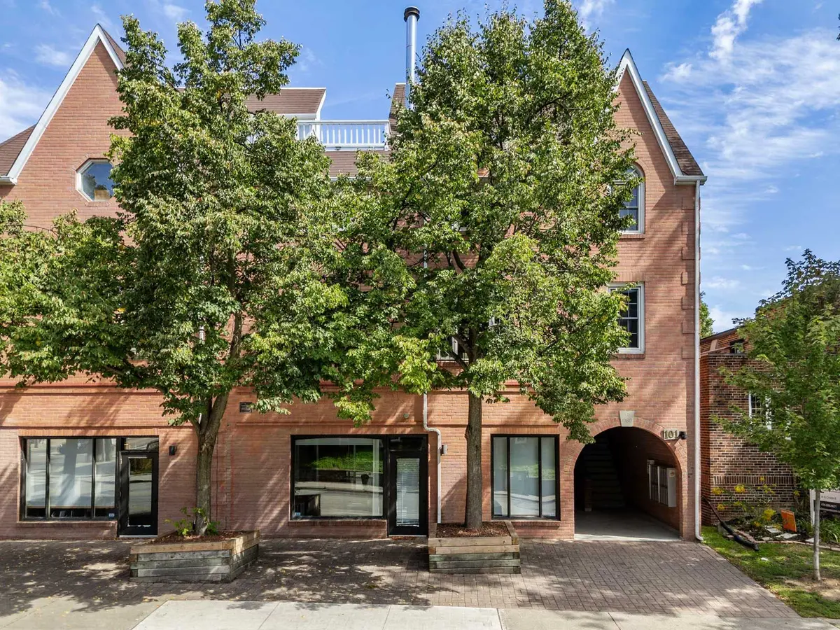 101 Glen Manor DR S #13, Toronto E02, ON M4E 3V3