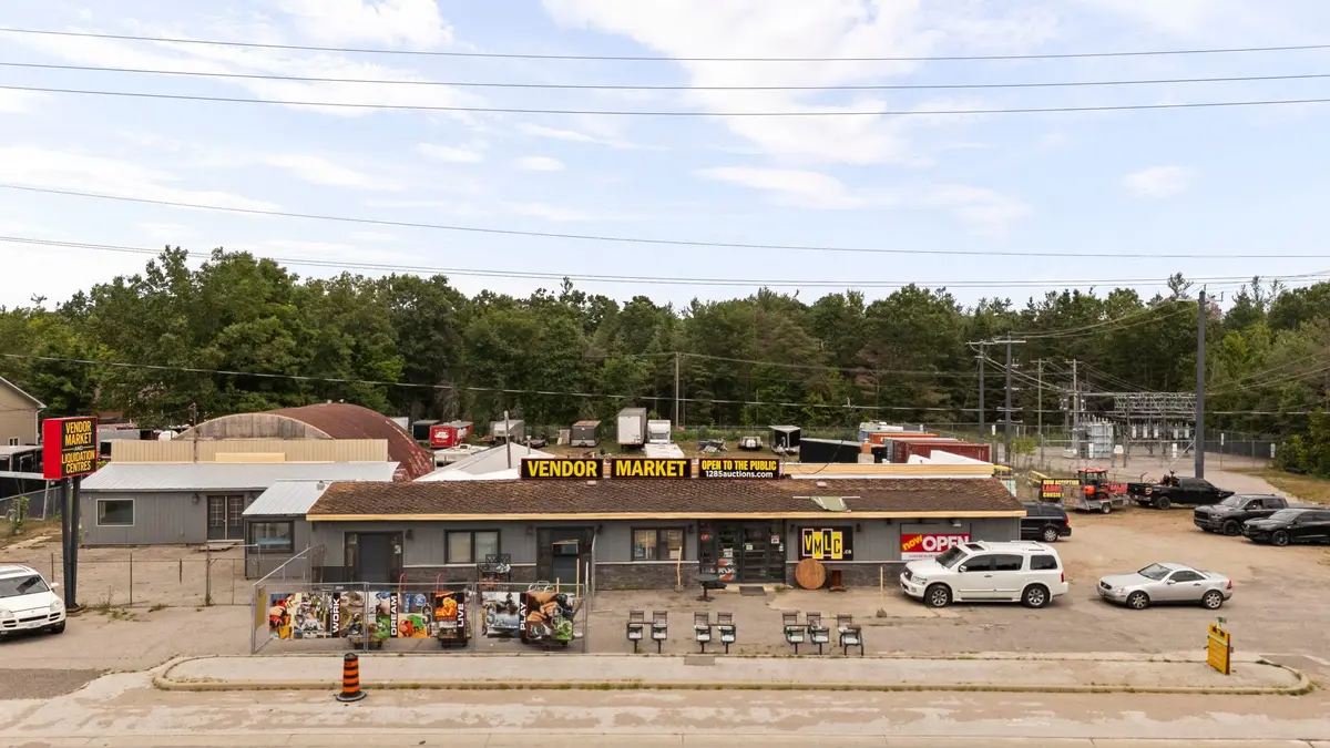 1285 Bayfield ST N, Springwater, ON L9X 0P1