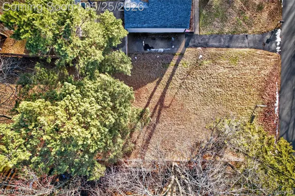 000 Westwood, Troy, MI 48083