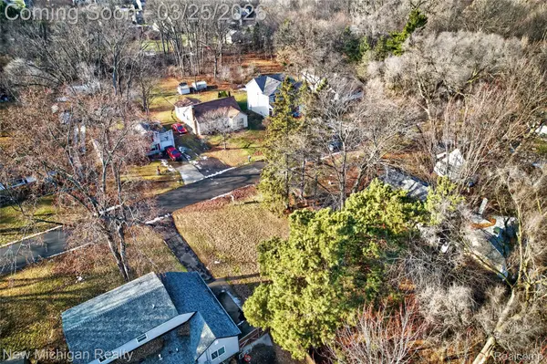 000 Westwood, Troy, MI 48083