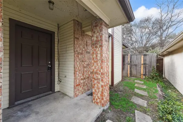 2523 Beverly Hills Lane, Mesquite, TX 75150