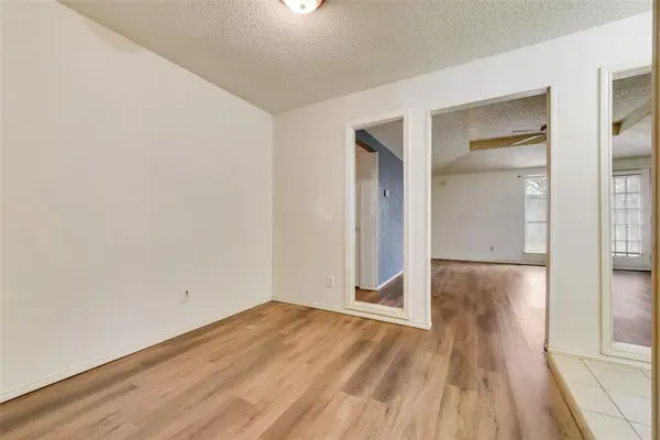 2523 Beverly Hills Lane, Mesquite, TX 75150