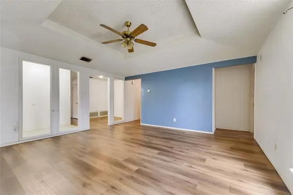 2523 Beverly Hills Lane, Mesquite, TX 75150