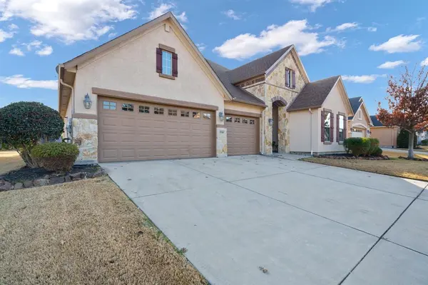 9709 Stonewood Drive, Denton, TX 76207