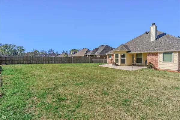 1952 Wild Iris, Bossier City, LA 71112