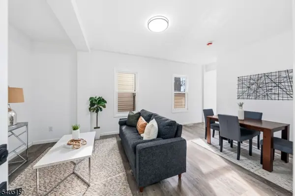 322 Court St, Elizabeth City, NJ 07206