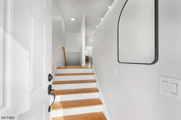 24C Van Pelt Pl #C, Little Falls Twp., NJ 07424