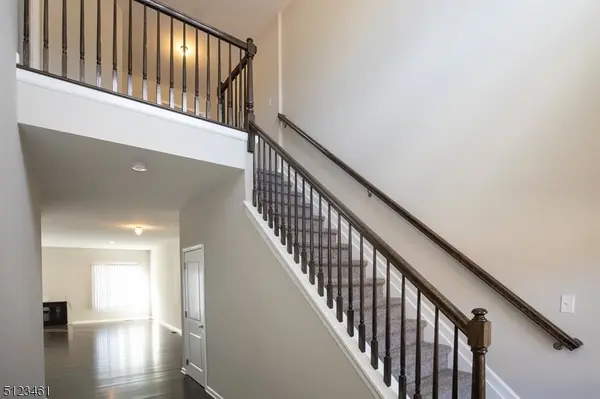 42 Arlene Ct, Parsippany-troy Hills Twp., NJ 07950