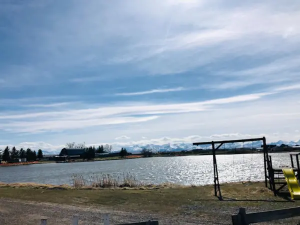 45056 Range Road 275, Hill Spring, AB T0K 1E0