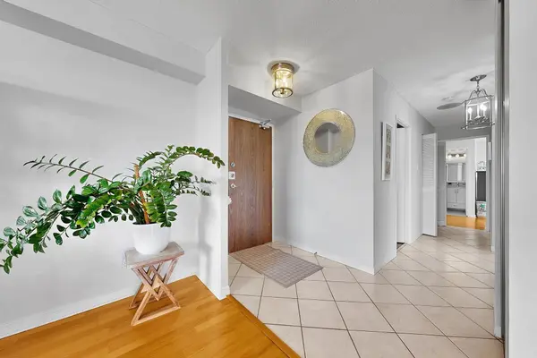 133 Torresdale AVE #902, Toronto C07, ON M2R 3T2