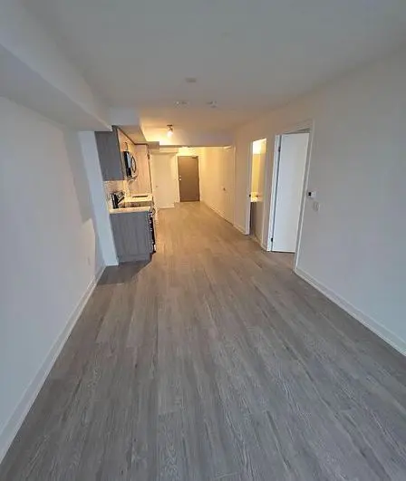 1010 Sandy Beach RD #609, Pickering, ON L1W 0C7