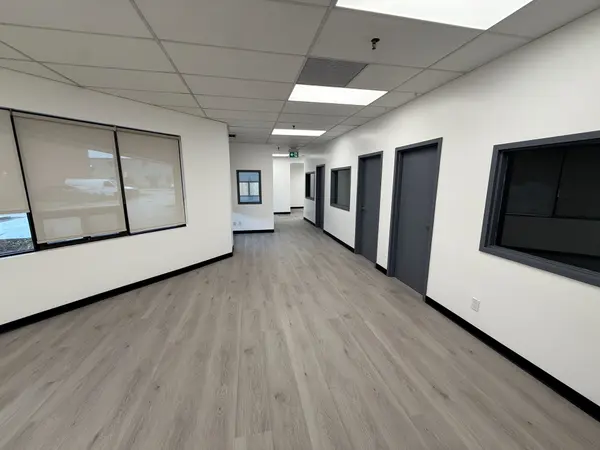 116 Viceroy RD #Unit 8-12A, Vaughan, ON L4K 2L8