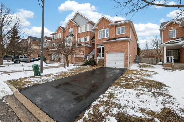 41 Baywell CRES, Aurora, ON L4G 7M8