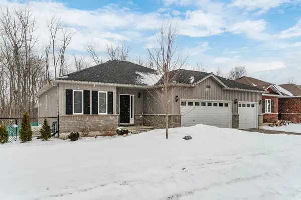 54 Ralph Dalton BLVD, Tay, ON L0K 2A0